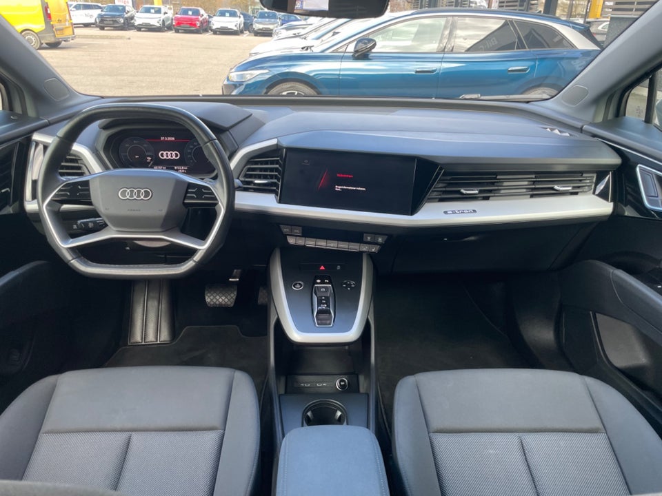 Audi Q4 e-tron 40  5d