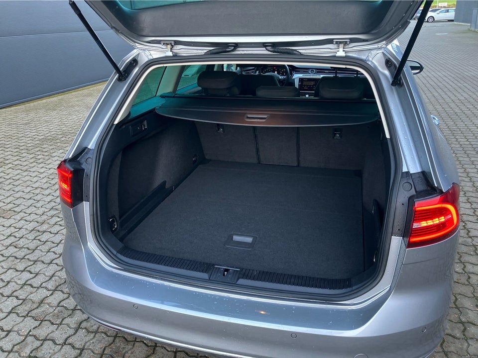 VW Passat 1,4 TSi 150 Comfortline Premium DSG 4d