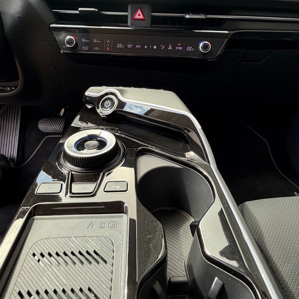 Kia EV6 77 Long Range Upgrade 5d