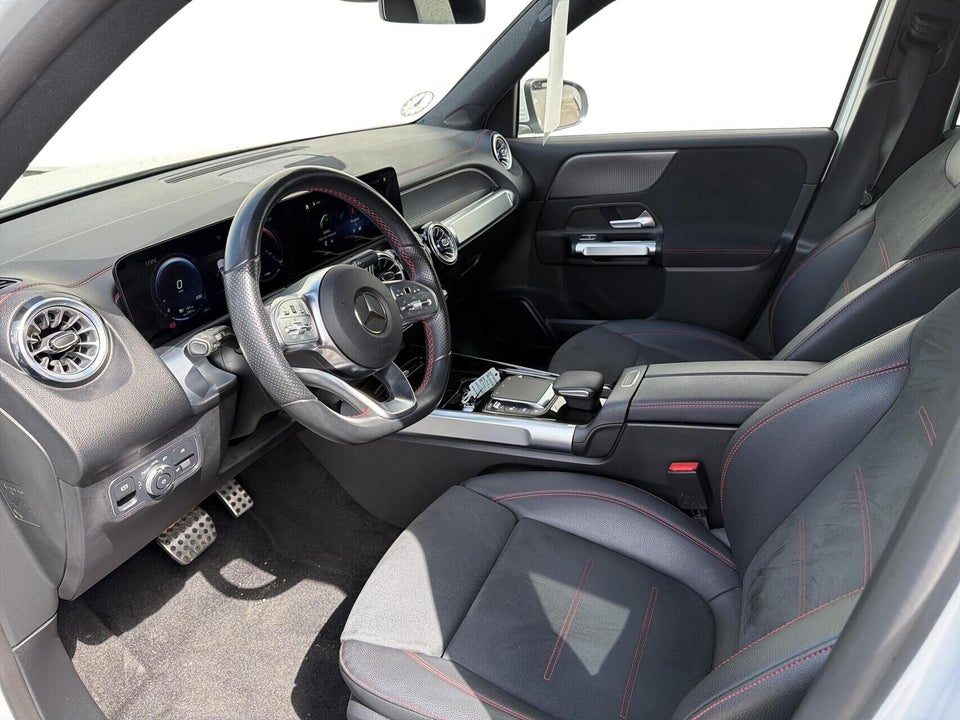 Mercedes EQB250 AMG Line 5d