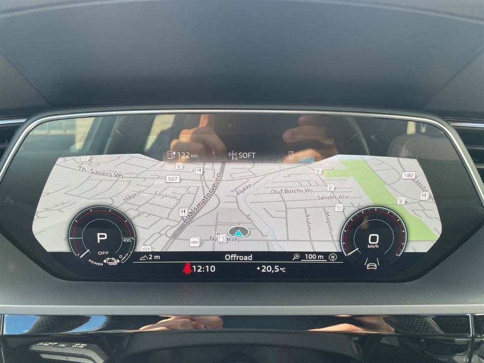Audi e-tron 55 S-line quattro 5d