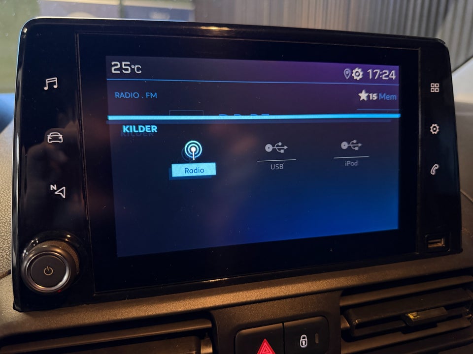 Peugeot Partner 1,5 BlueHDi 100 L1V1 Ultimate Van