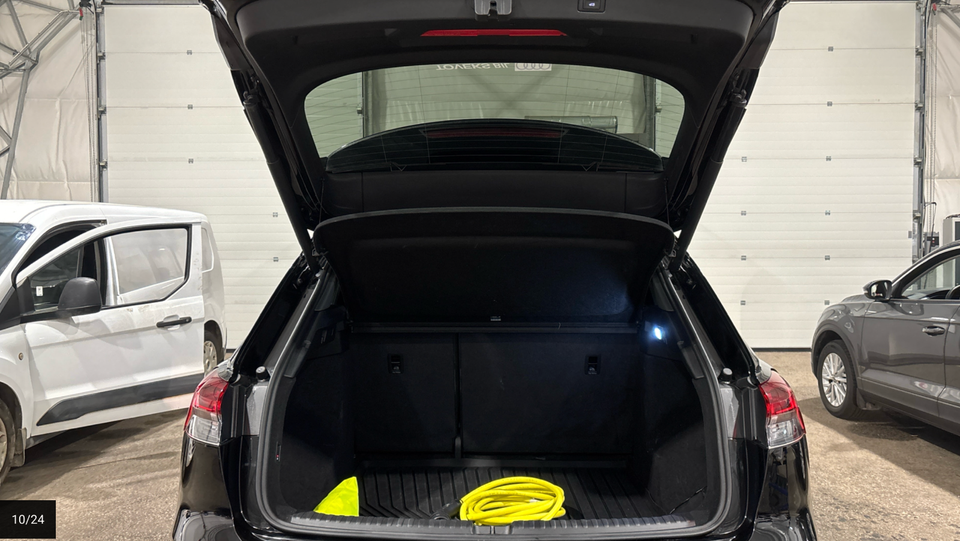 Audi Q4 e-tron 40 Advanced 5d