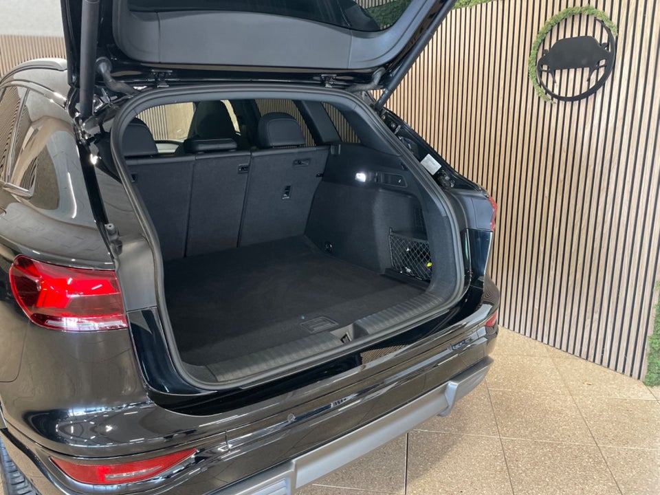 Audi Q6 e-tron Ultra quattro 5d