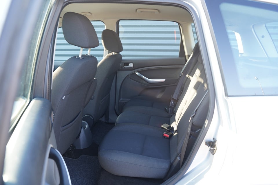 Ford C-MAX 1,6 TDCi 109 Trend 5d