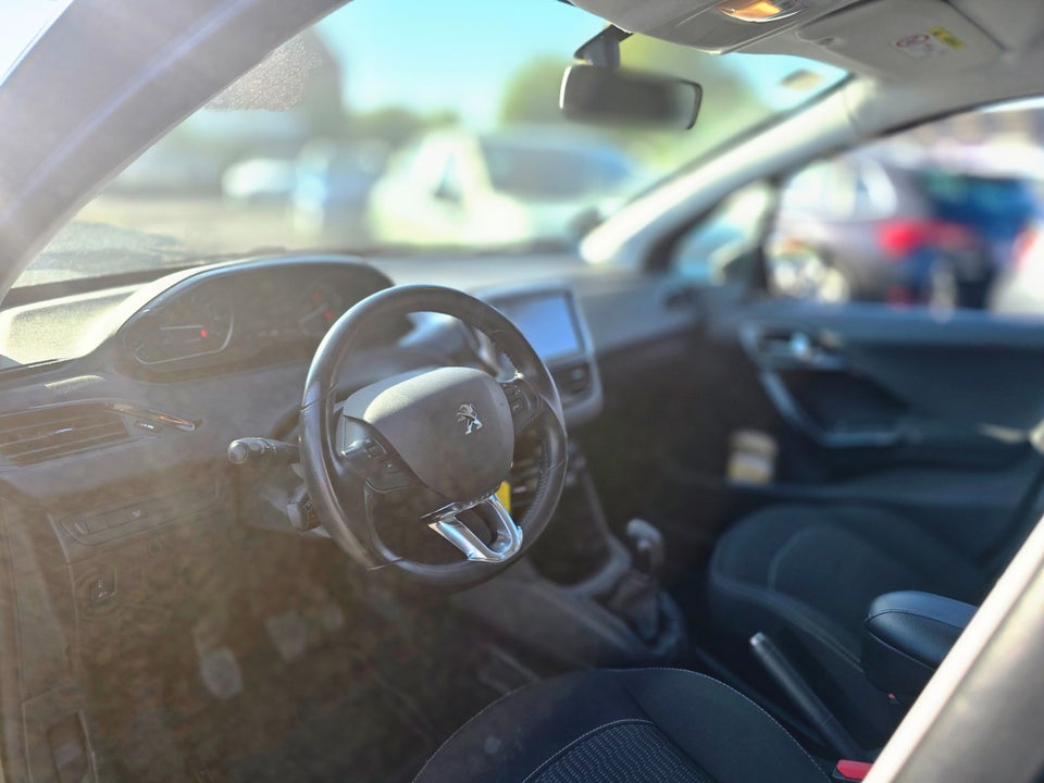 Peugeot 208 1,2 PureTech 82 Active 5d
