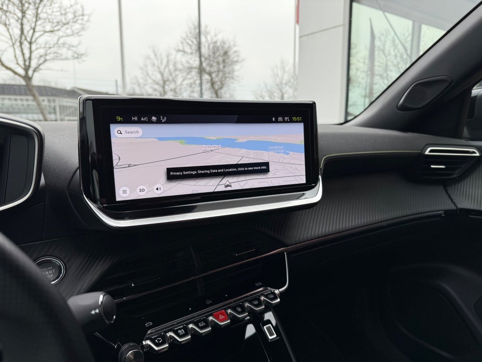 Peugeot e-2008 54 GT 5d