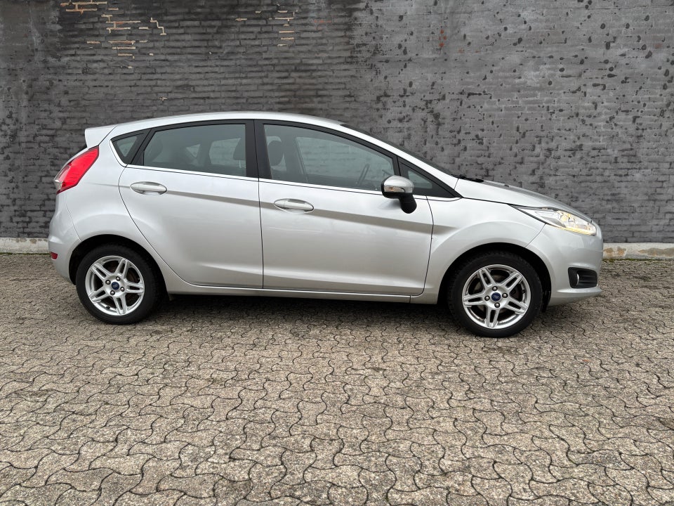 Ford Fiesta 1,0 SCTi 100 Titanium 5d