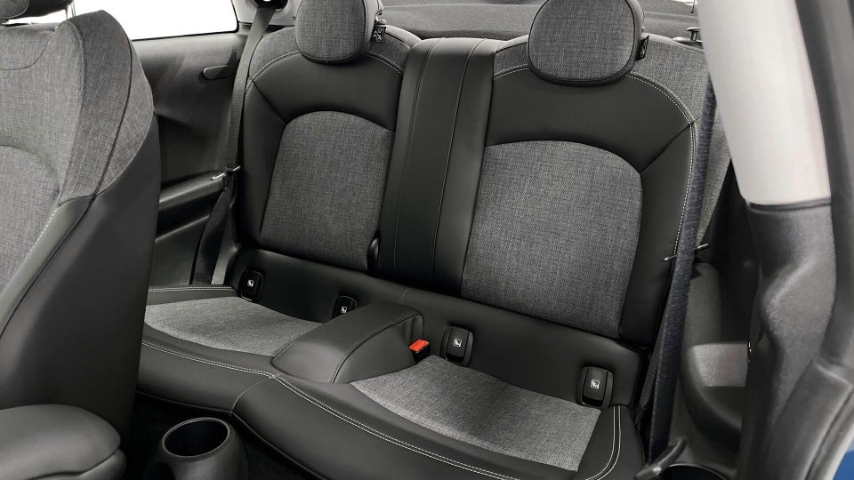 MINI Cooper SE Classic Trim 3d