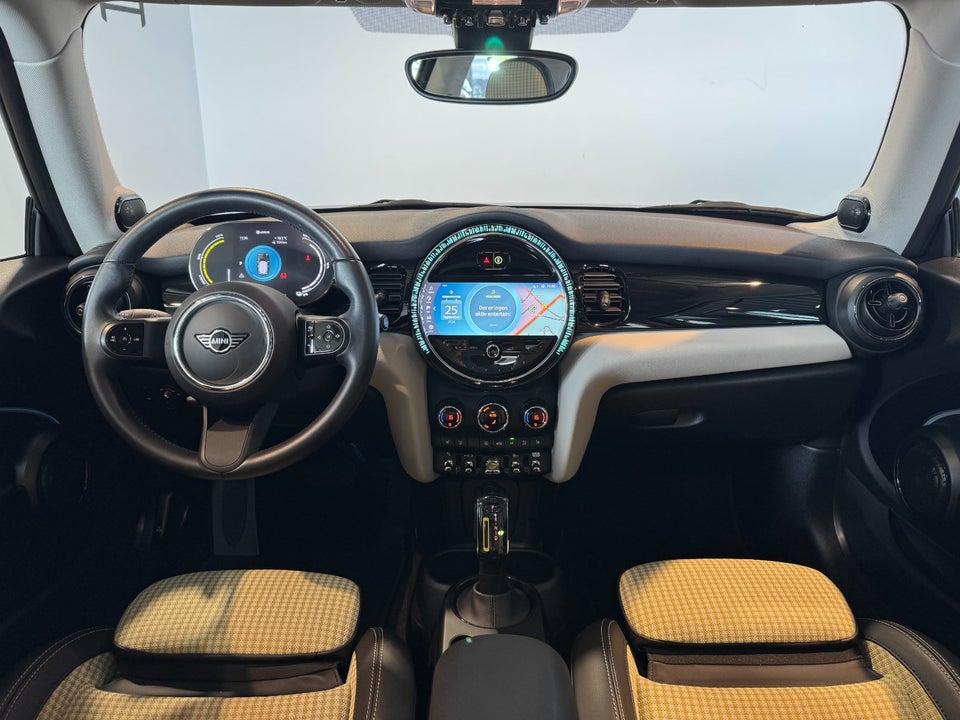 MINI Cooper SE Classic 3d