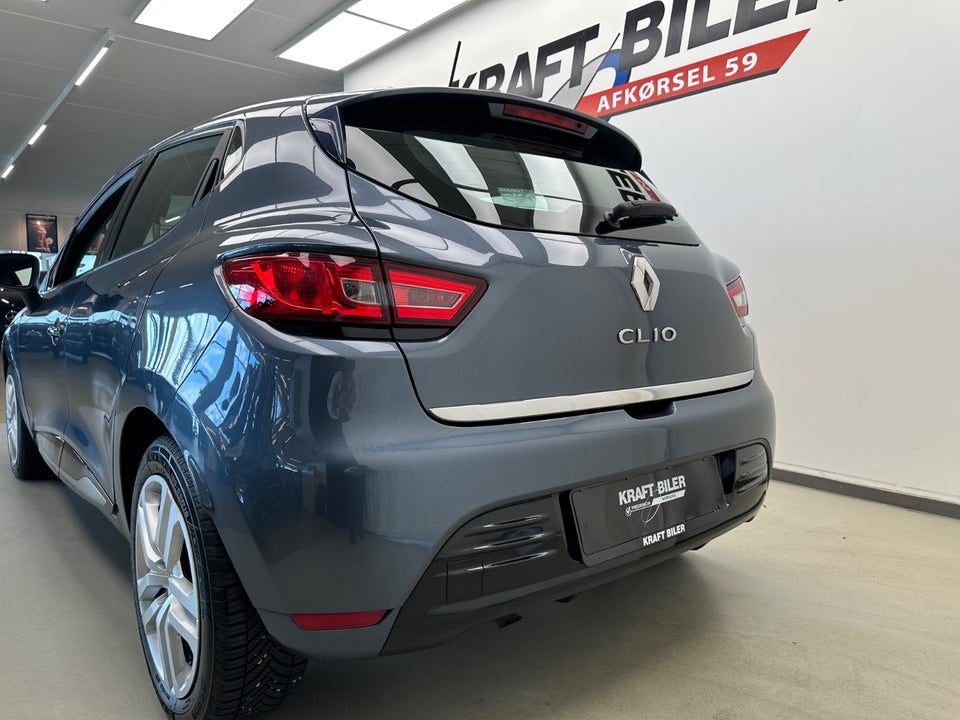 Renault Clio IV 0,9 TCe 90 Expression 5d