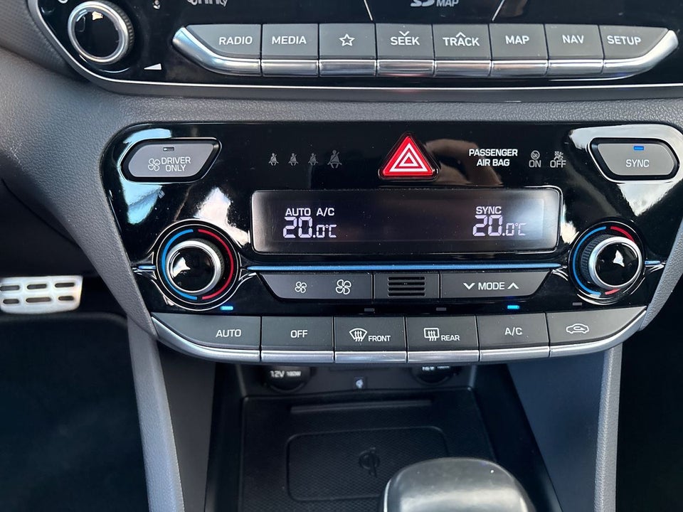 Hyundai Ioniq 1,6 PHEV Premium DCT 5d