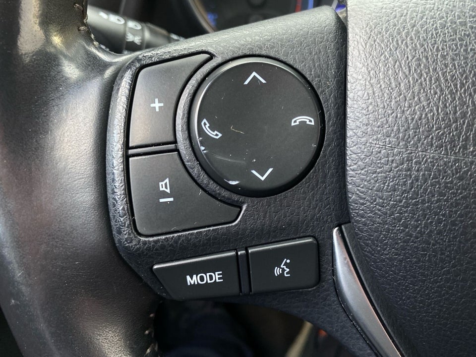 Toyota Auris 1,2 T T2 Style 5d