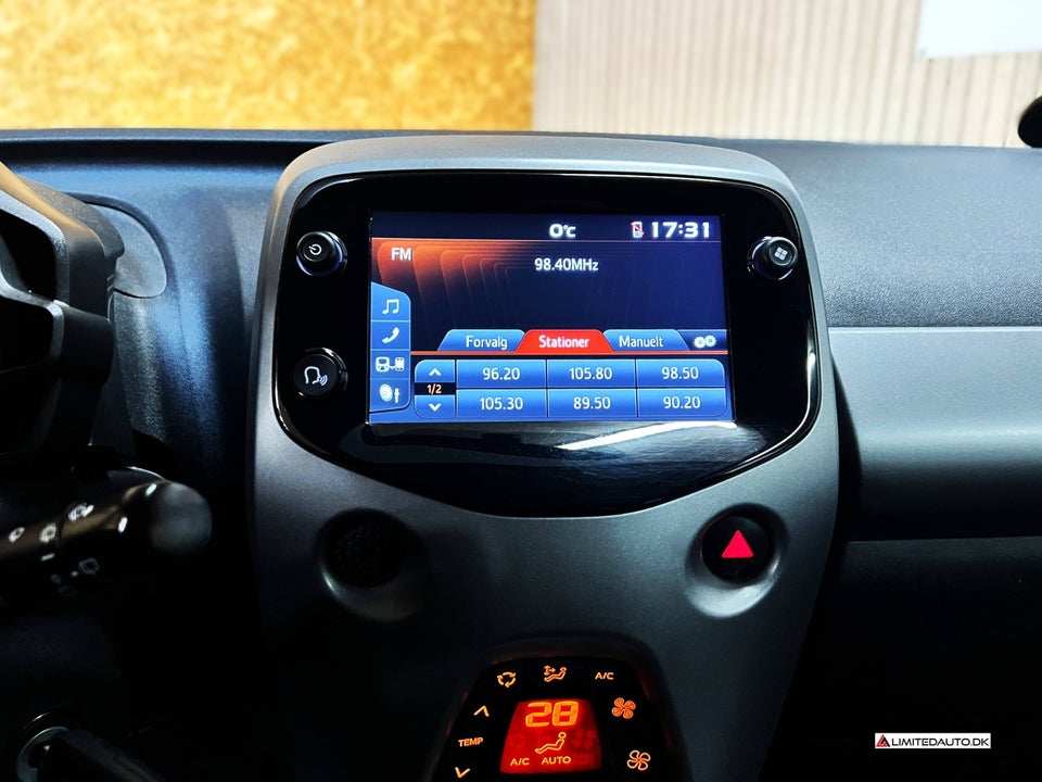Toyota Aygo 1,0 VVT-i x-pression 5d