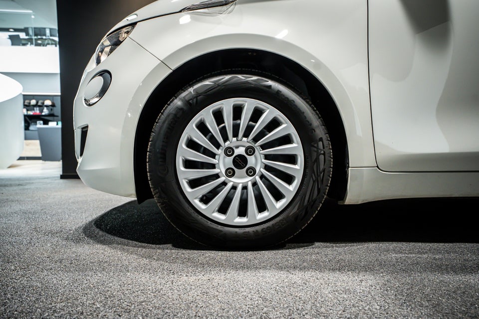 Fiat 500e 42 Icon Cabrio 2d
