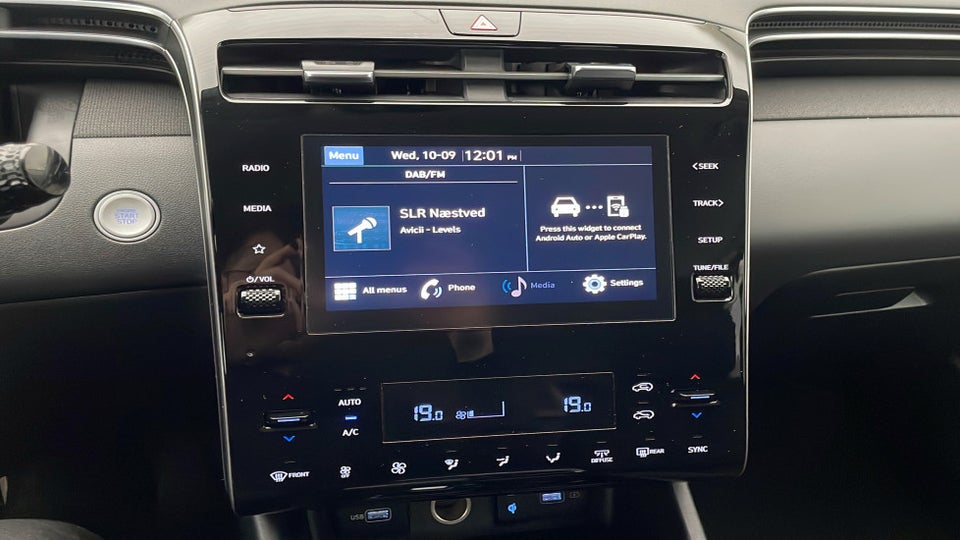 Hyundai Tucson 1,6 T-GDi mHEV Essential DCT 5d