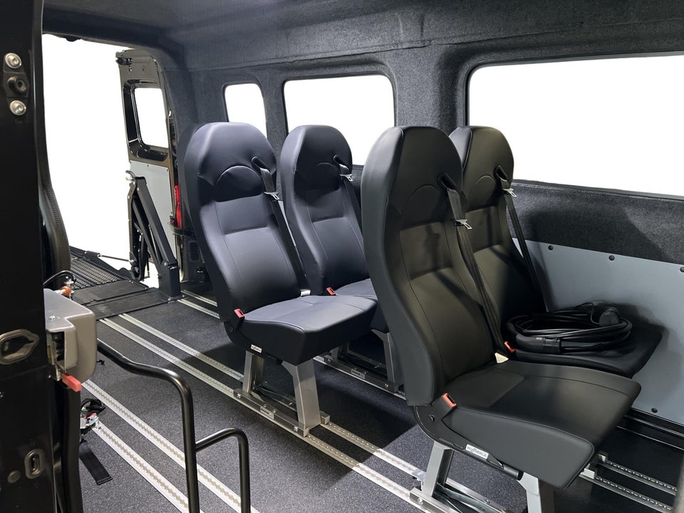 Renault Master V T35 87 E-Tech L3H2 Combi