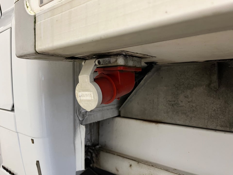 Fiat Ducato 35 2,3 MJT 150 Alukasse m/lift+køl 2d