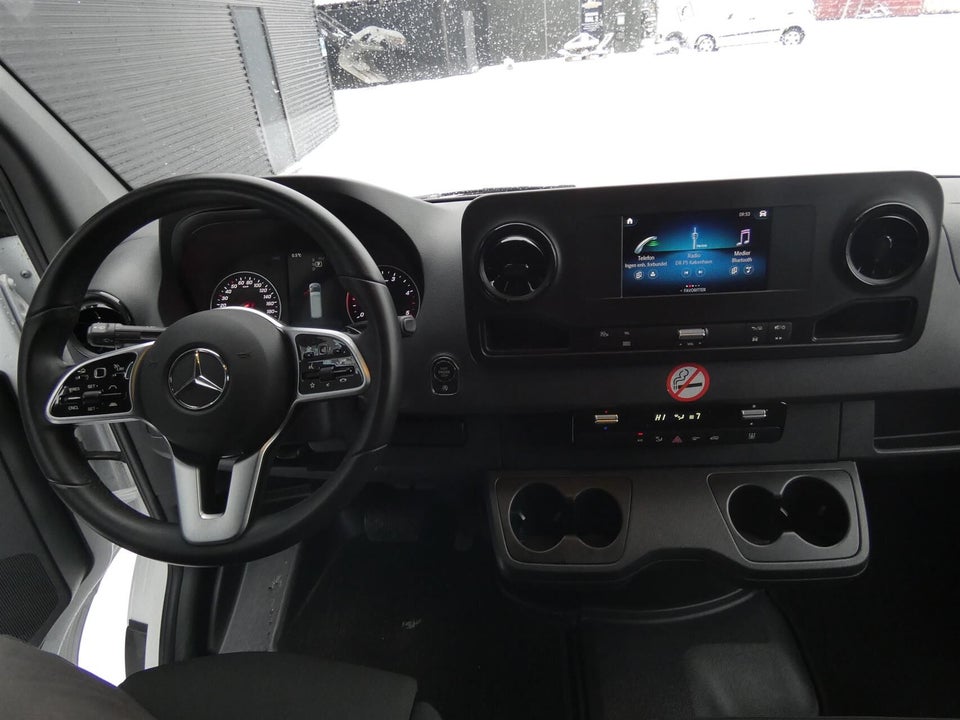 Mercedes Sprinter 317 2,0 CDi A2 Kassevogn aut. RWD