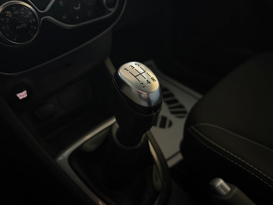 Renault Clio IV 1,5 dCi 90 Limited Sport Tourer 5d