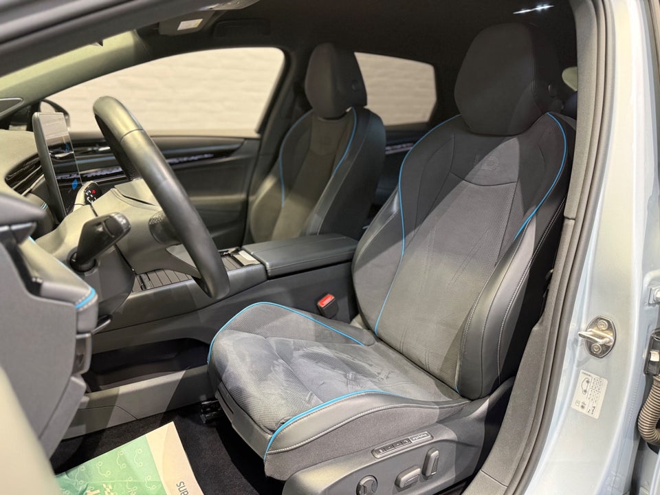 VW ID.7 77 Pro Business Premium 5d