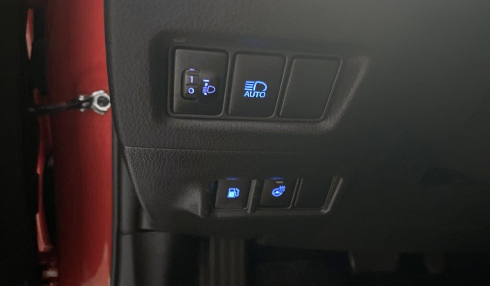 Toyota C-HR 1,8 Hybrid C-LUB Smart CVT 5d