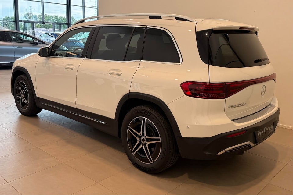 Mercedes EQB250+ AMG Advance 5d