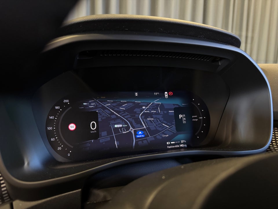 Volvo EX40 Extended Range Black Edition Excess 5d