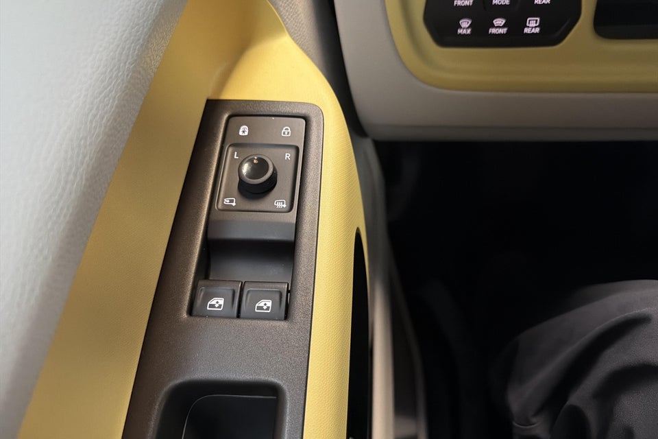 VW ID.Buzz 77 Pro SWB 5d