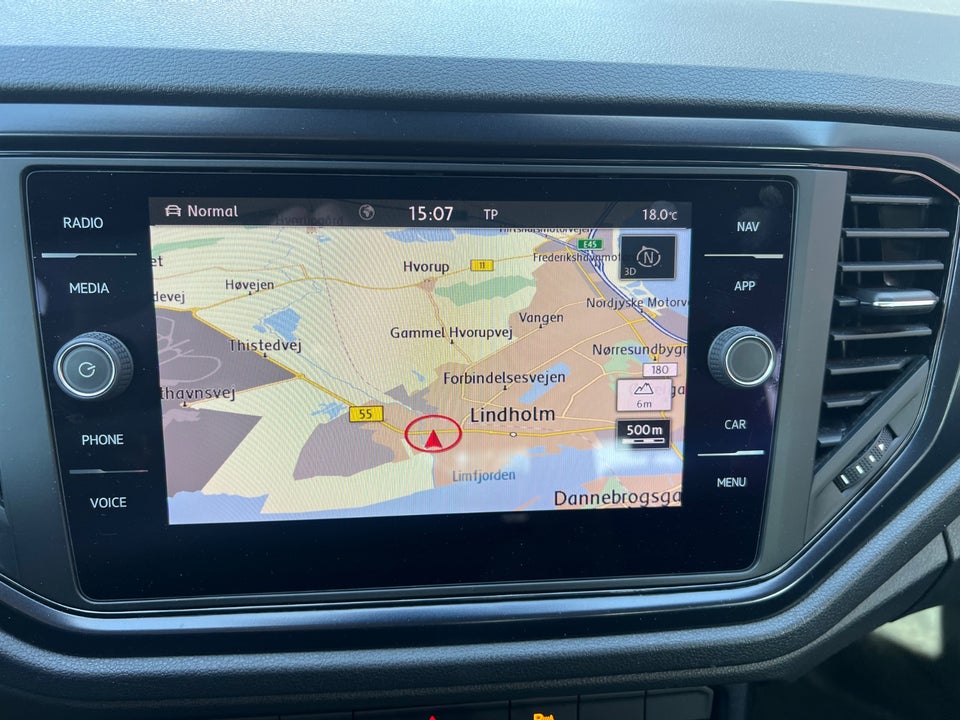 VW T-Roc 1,6 TDi 115 Style 5d