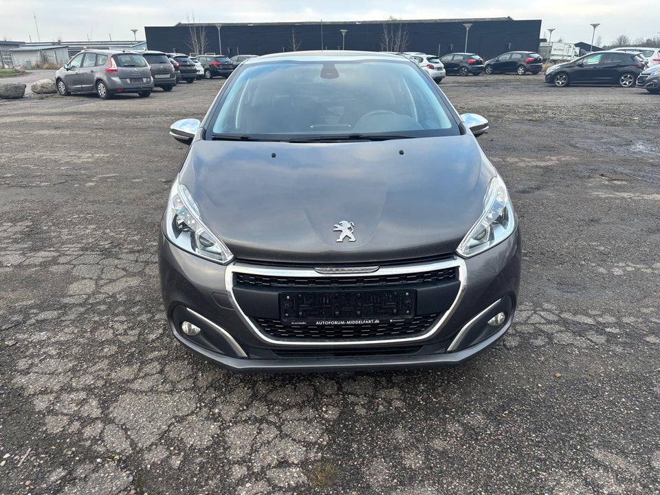 Peugeot 208 1,6 BlueHDi 100 Desire Sky 5d