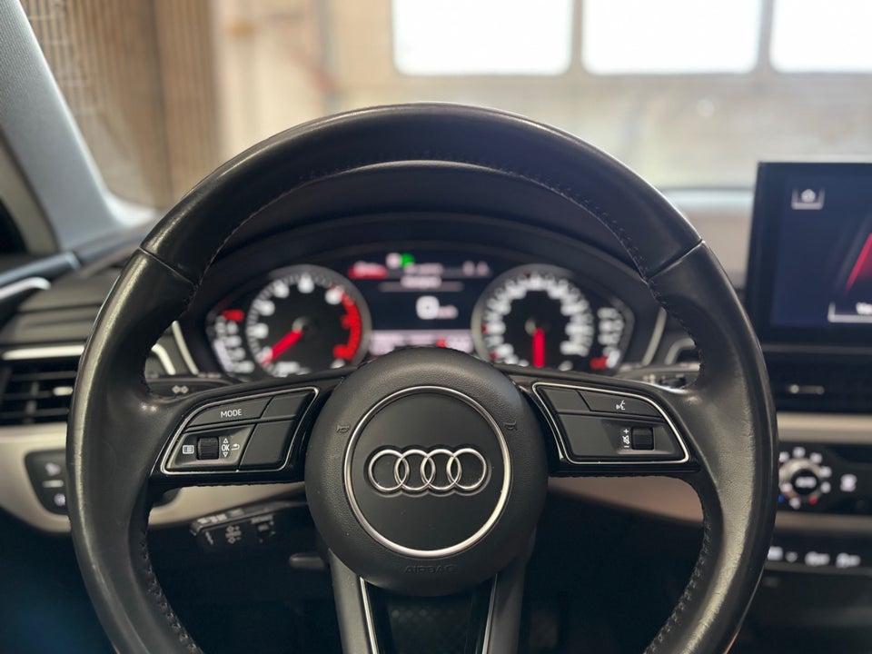 Audi A4 35 TFSi Prestige Avant S-tr. 5d