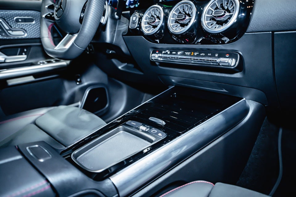 Mercedes EQA250+ AMG Premium 5d