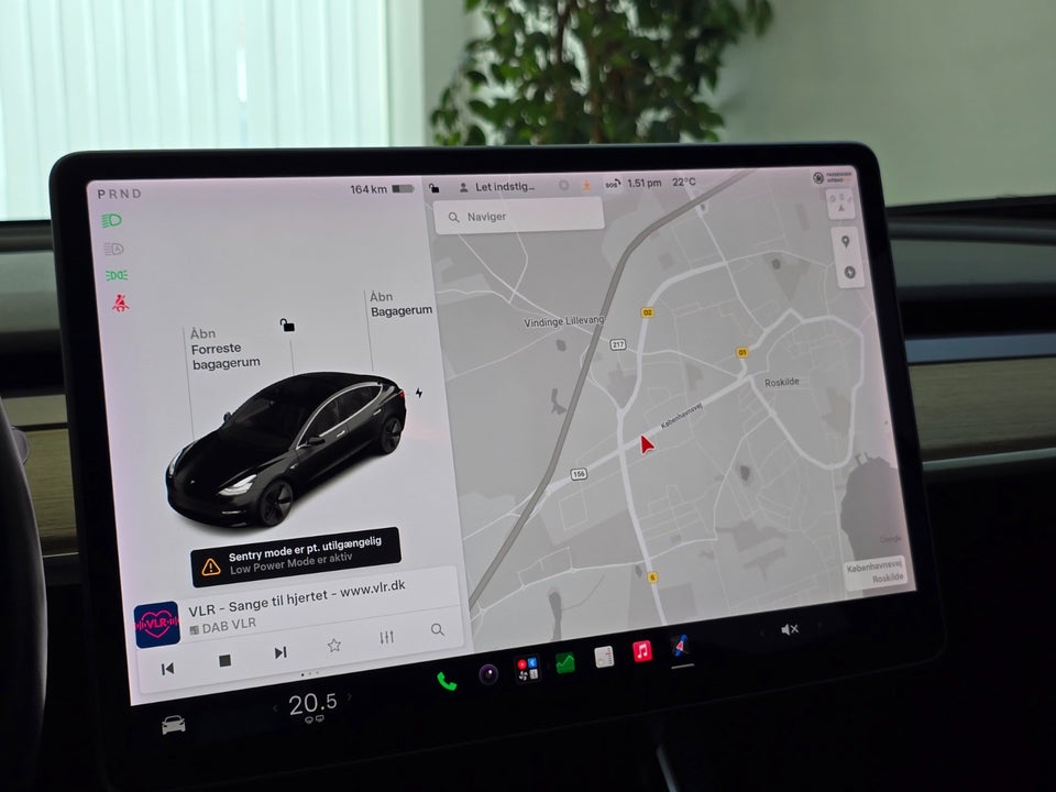 Tesla Model 3 Long Range AWD 4d