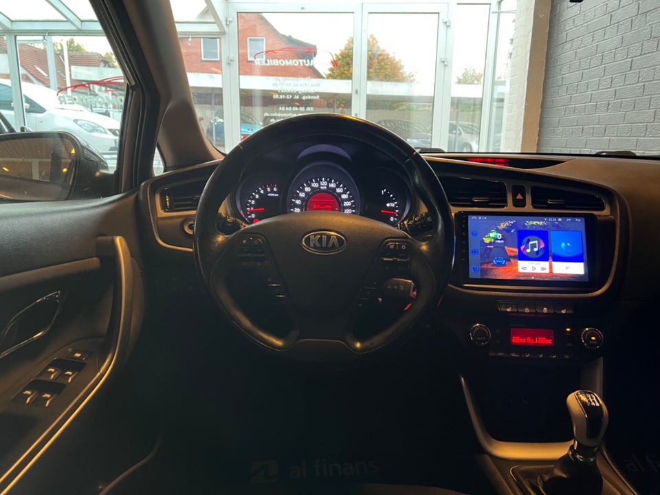 Kia Ceed 1,6 CRDi 128 Limited SW 5d