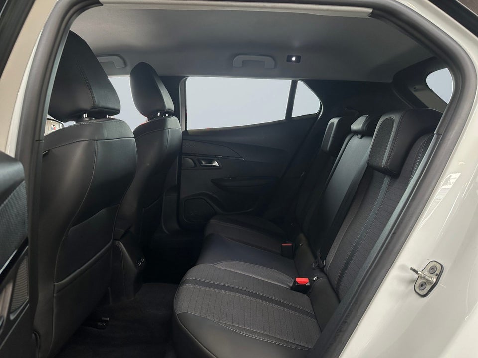 Peugeot e-2008 50 Allure Pack 5d