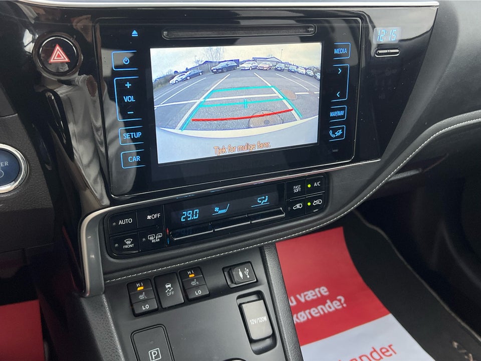 Toyota Auris 1,8 Hybrid H2 Selected CVT 5d