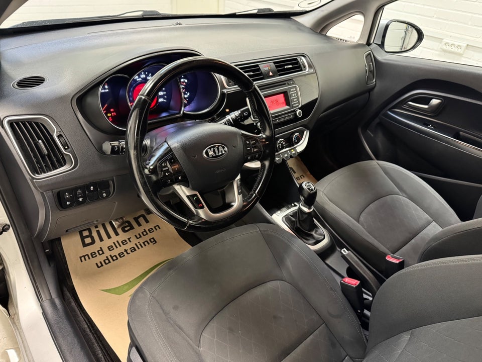 Kia Rio 1,4 CVVT Style 5d