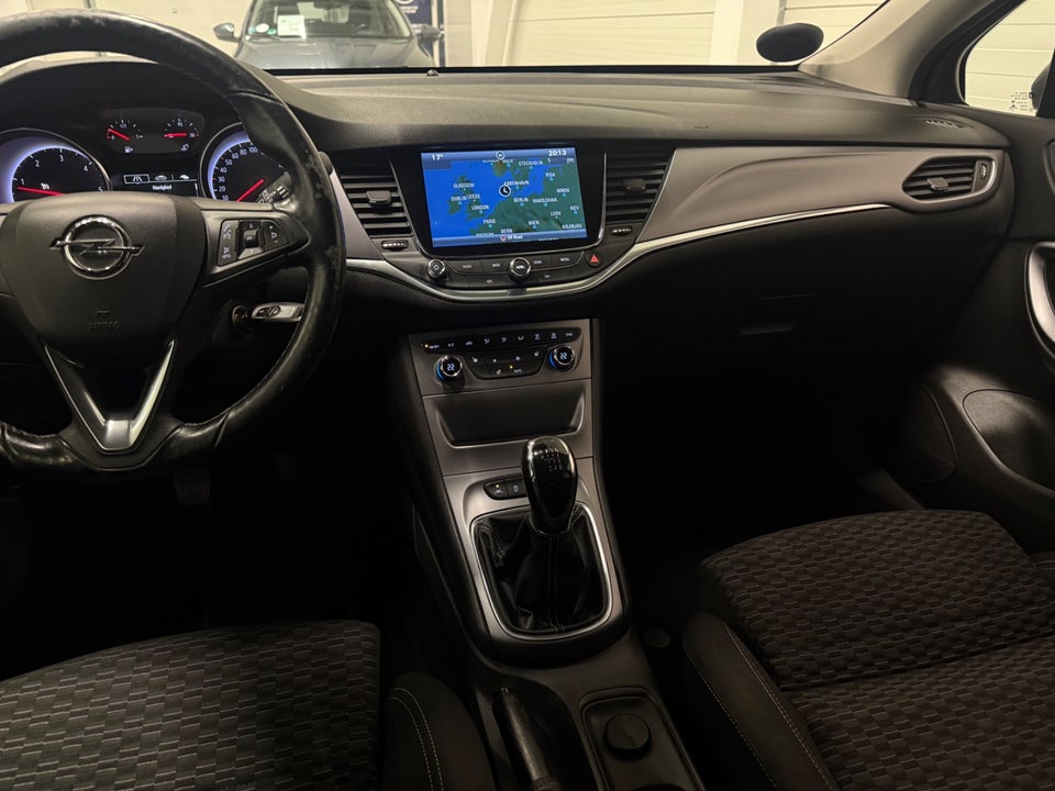 Opel Astra 1,6 CDTi 110 Enjoy 5d