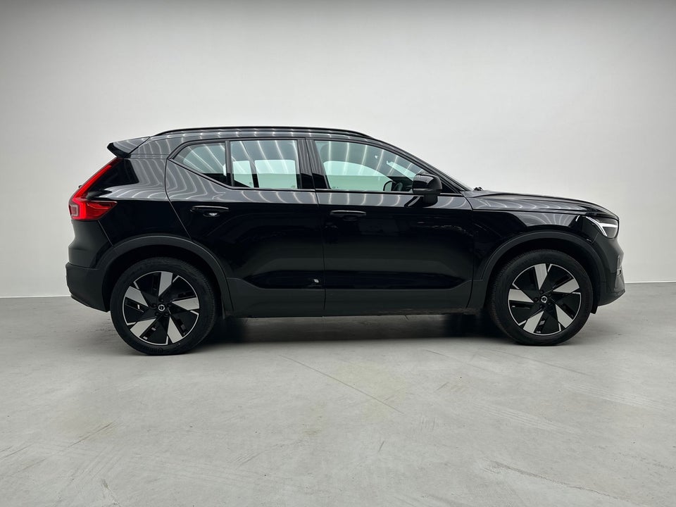 Volvo XC40 ReCharge Extended Range Plus 5d