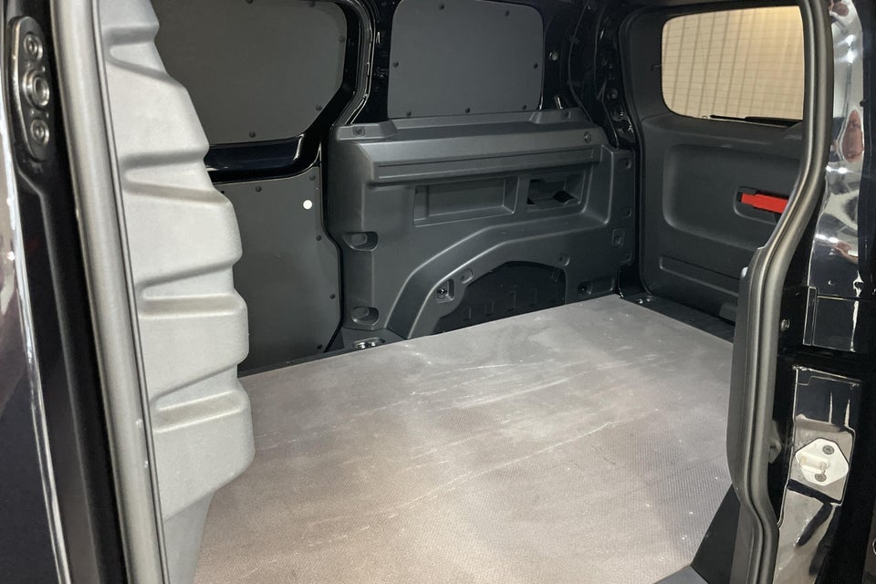 VW ID.Buzz 77 Cargo Pro