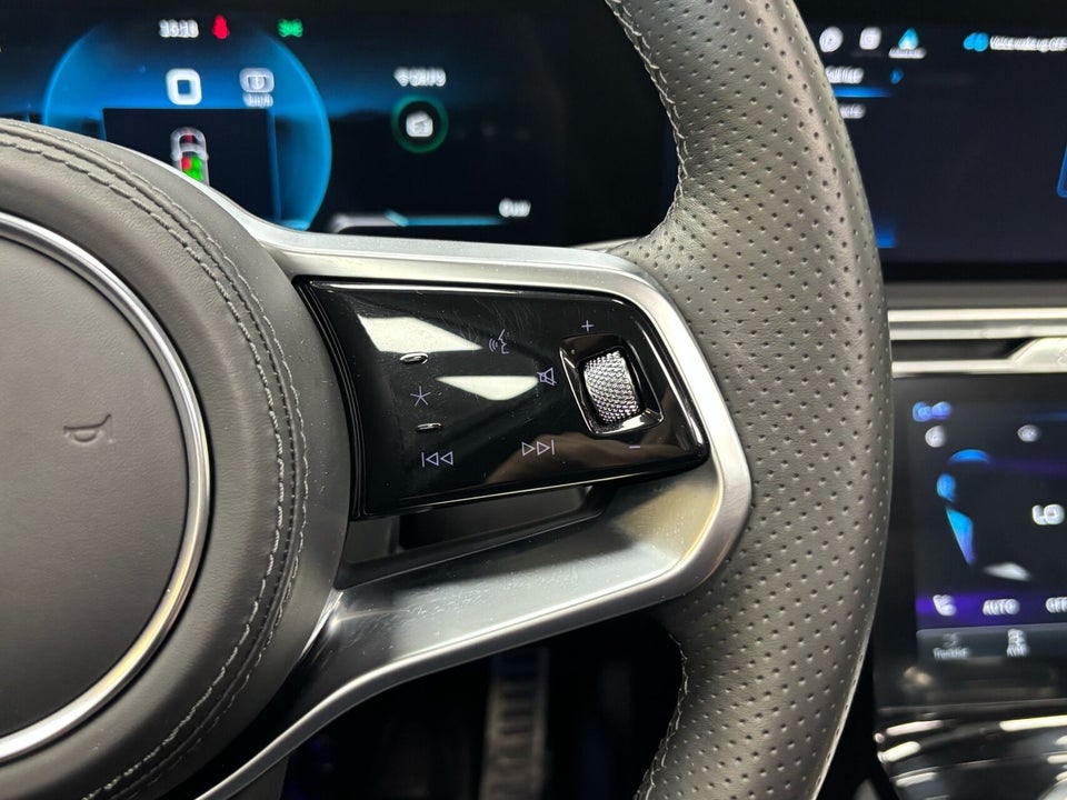 Hongqi E-HS9 99 Premium 5d