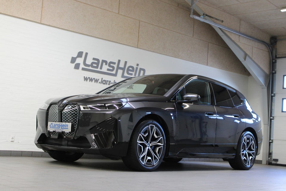 BMW iX xDrive40 Sport 5d