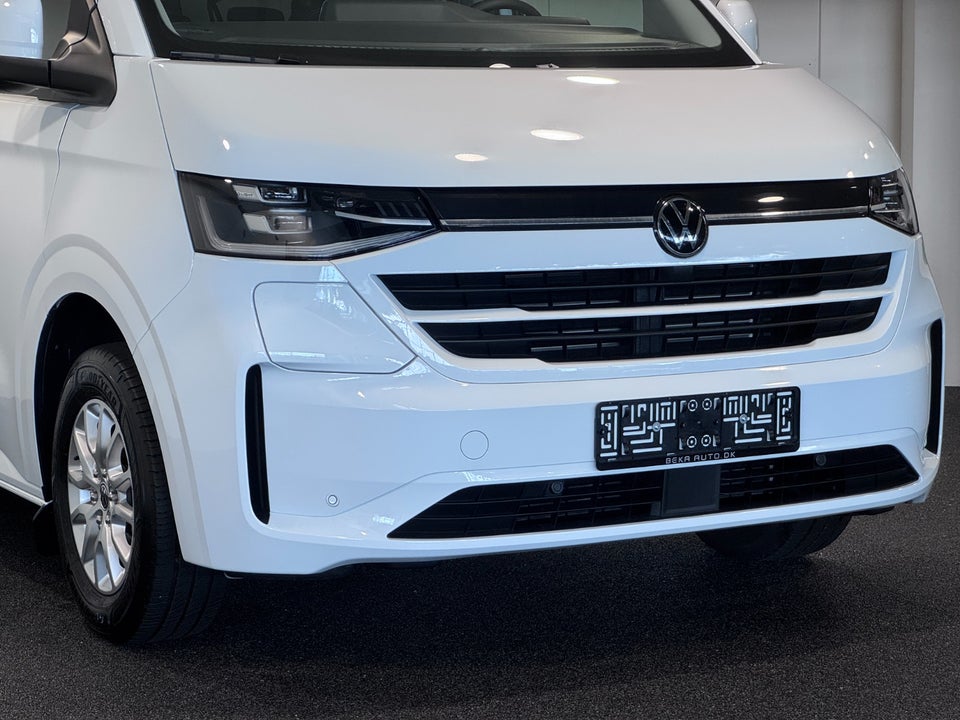 VW e-Caravelle 64 Style LWB