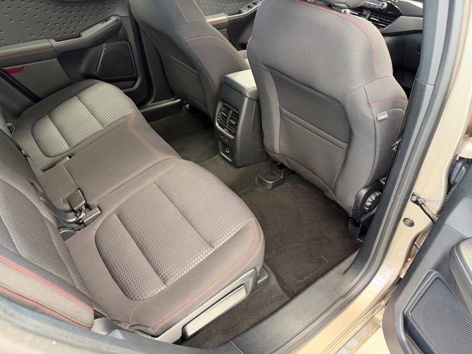 Ford Kuga 2,5 PHEV ST-Line CVT 5d
