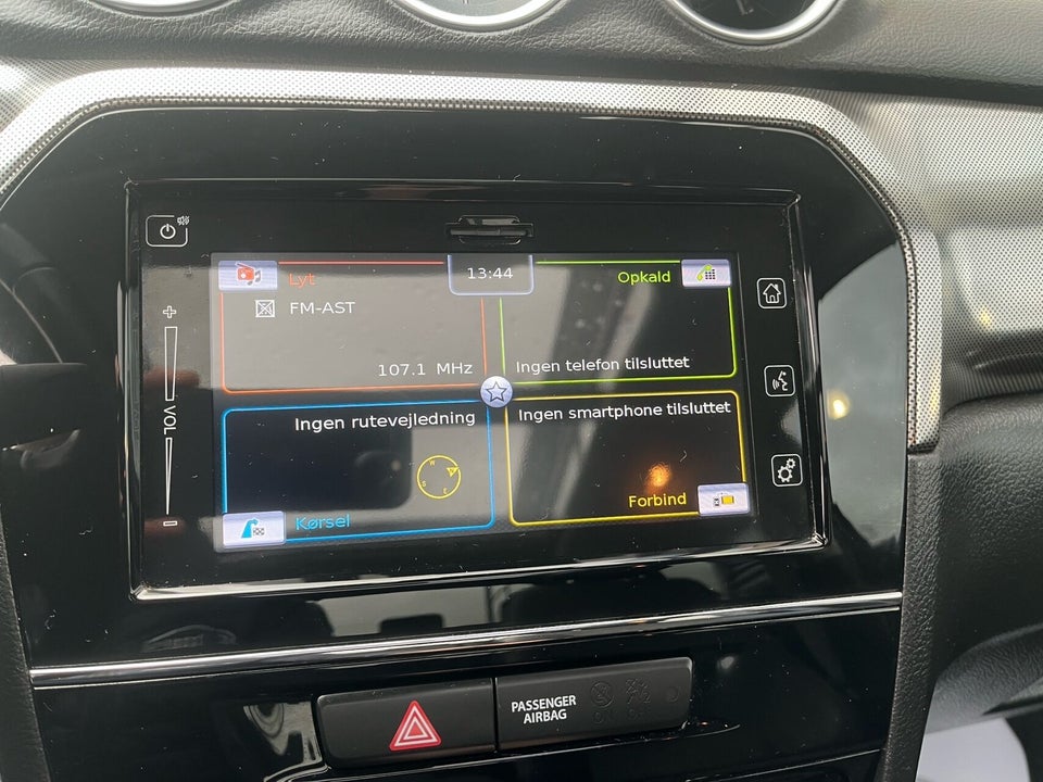 Suzuki Vitara 1,4 mHybrid Adventure aut. 5d