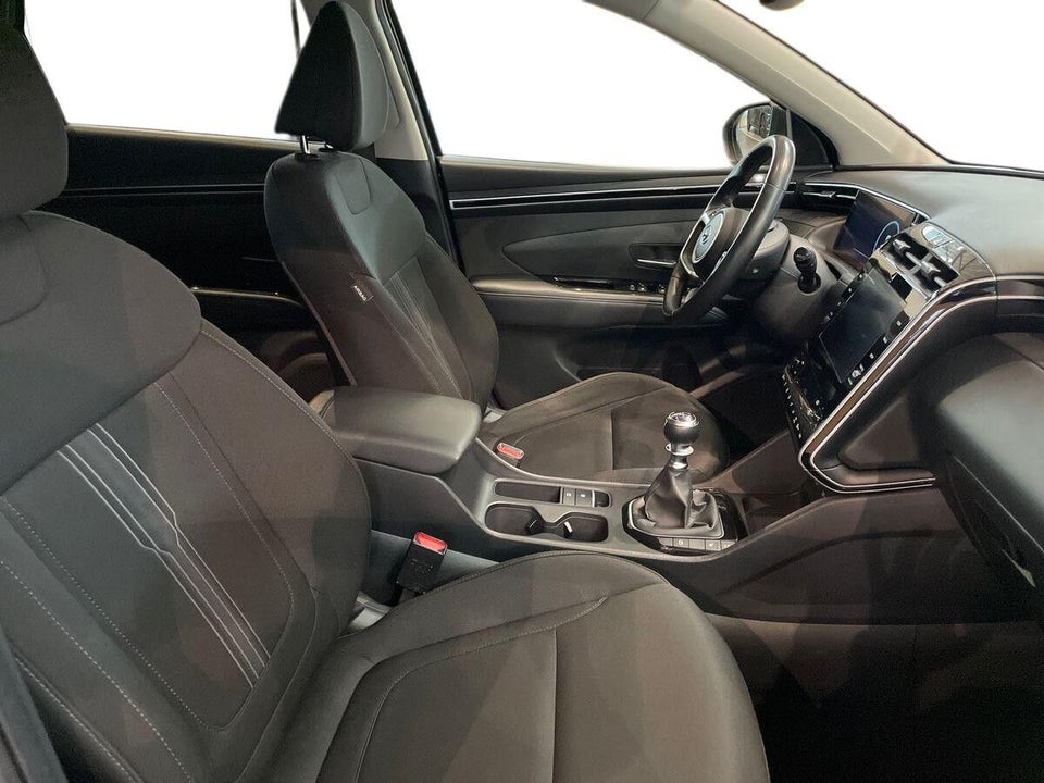 Hyundai Tucson 1,6 T-GDi Essential 5d