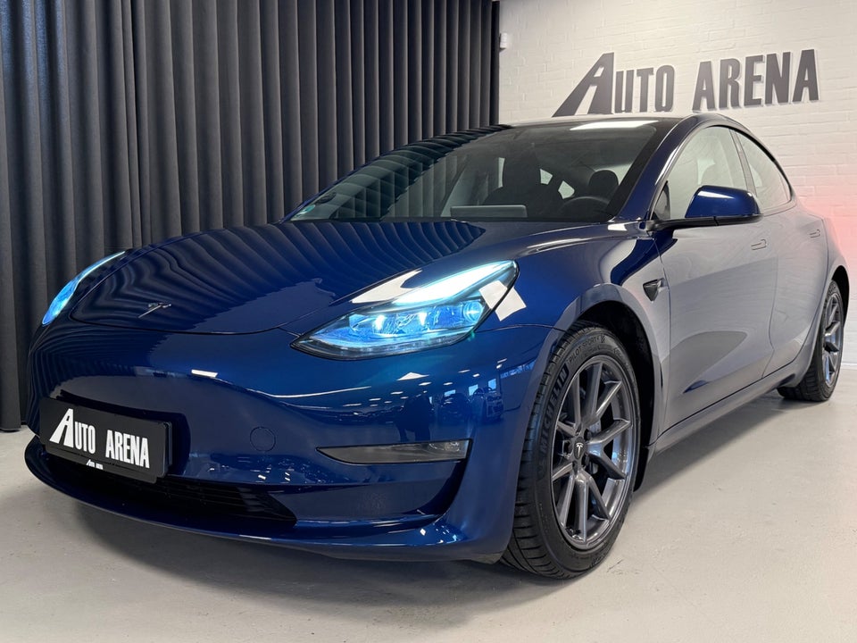 Tesla Model 3 Long Range AWD 4d