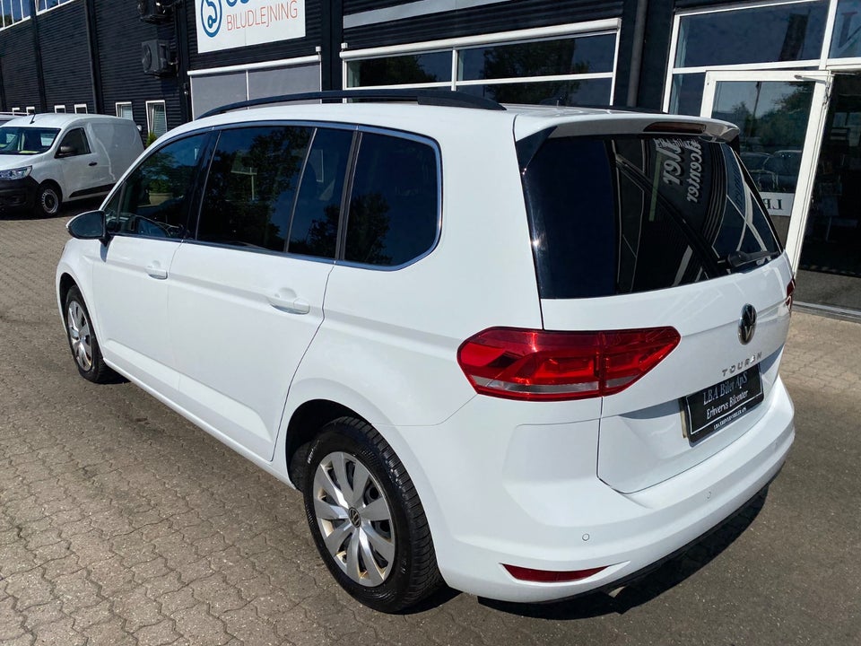 VW Touran 2,0 TDi 150 Comfortline DSG Van 5d