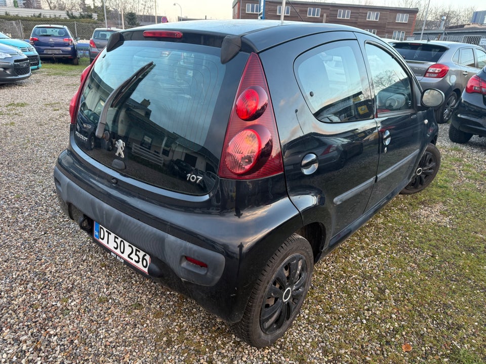 Peugeot 107 1,0 Active 5d